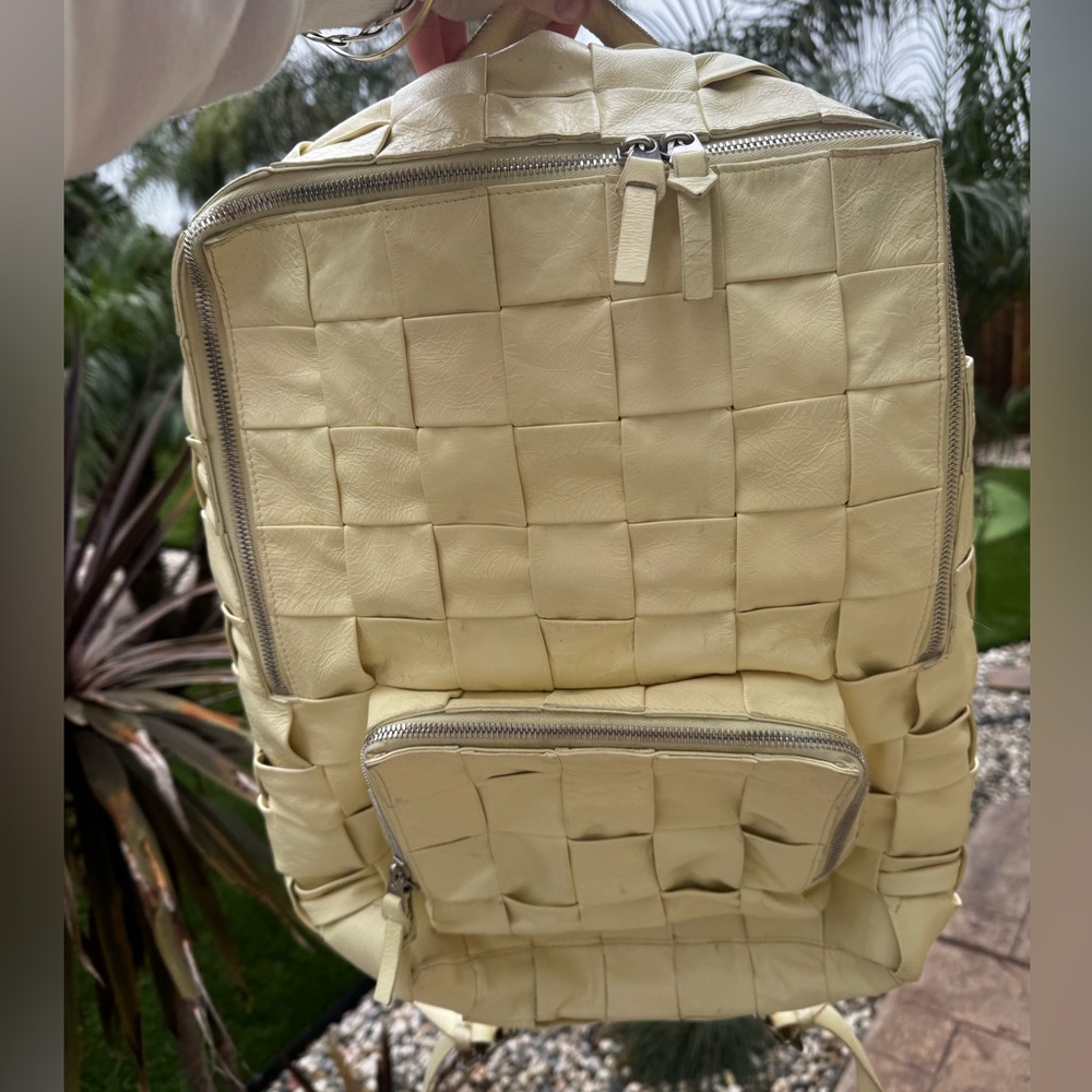 Bottega Veneta Large Intrecciato Backpack Woven Leather Butter Cream Yellow Rare